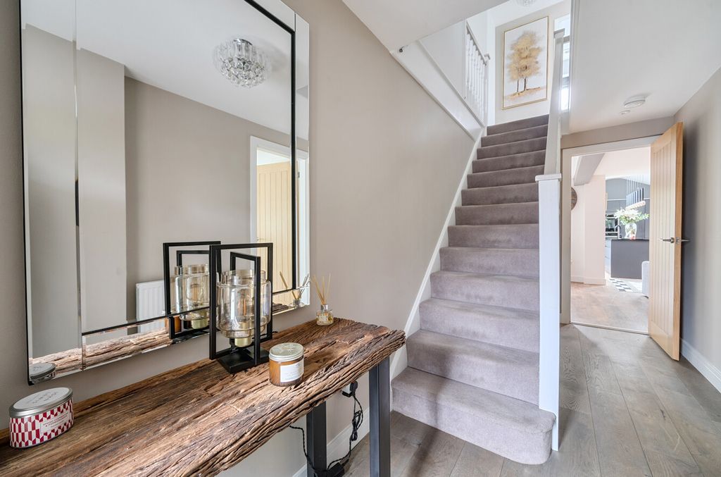 Additional image 19 of 4 bed detached house for saleCressida Chase, Warfield, Bracknell, Berkshire RG42