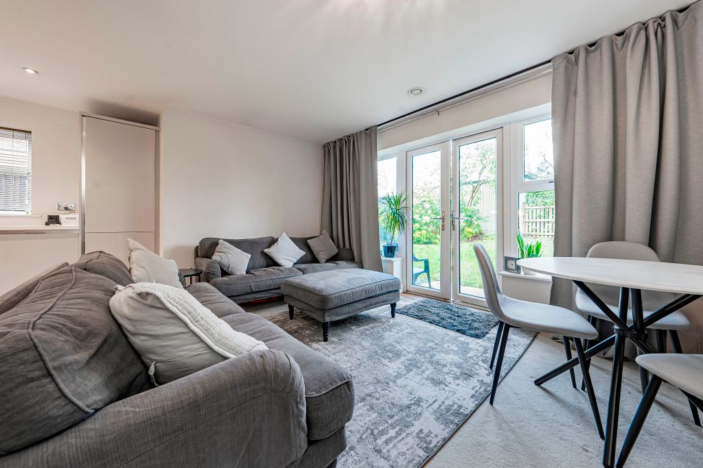 Additional image 2 of 2 bed flat for saleFernbank Road, Ascot SL5