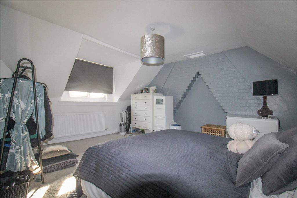 Additional image 8 of 4 bed semi-detached house for saleEastbourne Road, Trowbridge BA14