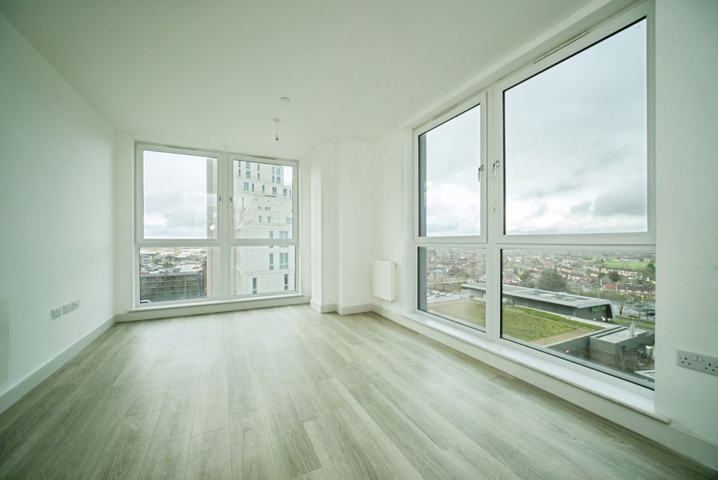 2 bed flat for saleThe Ring, Bracknell, Berkshire RG12 photo 5