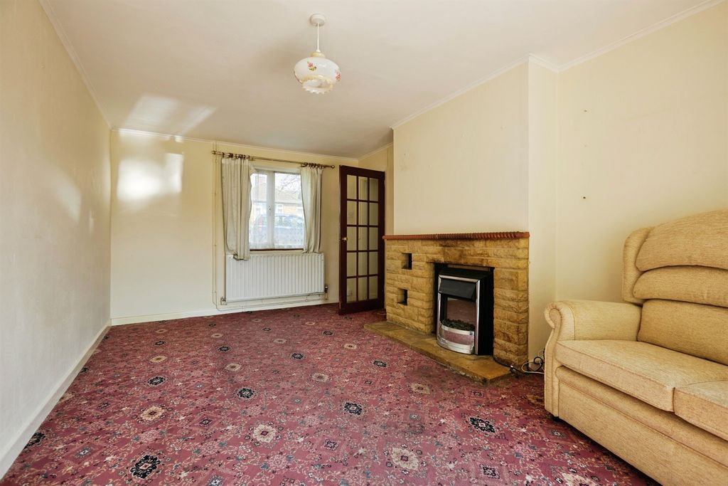 Additional image 2 of 3 bed terraced house for saleBishopdown Road, Salisbury SP1