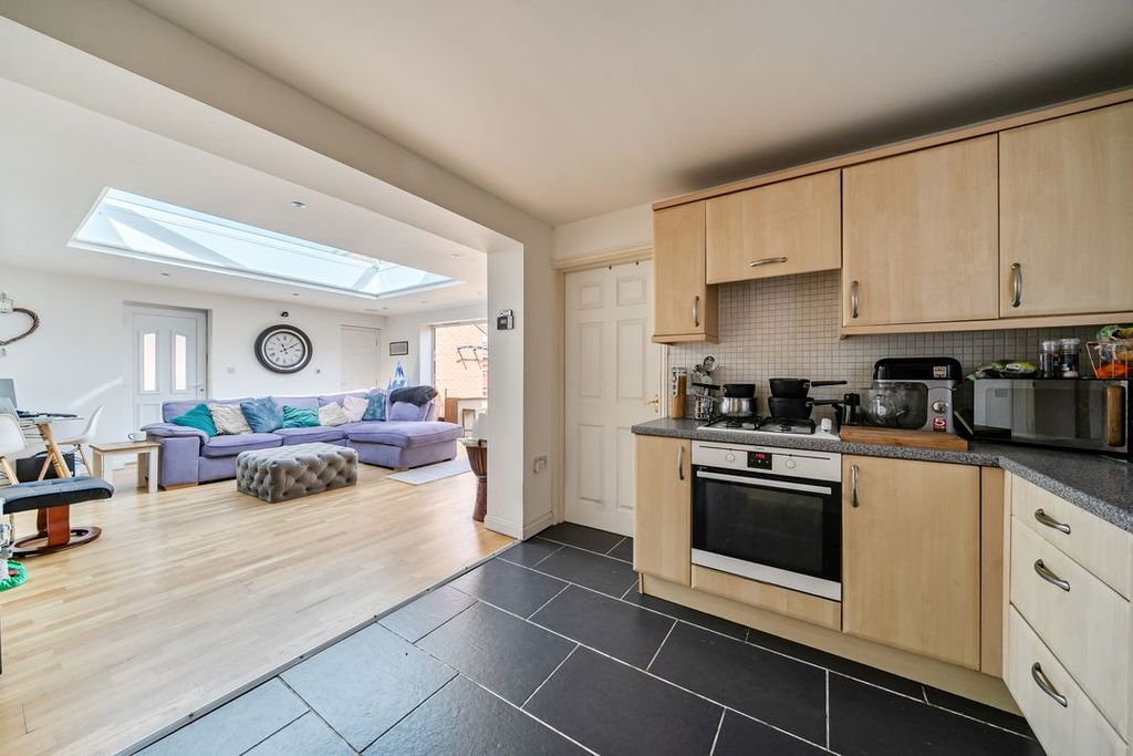 Additional image 4 of 4 bed detached house for saleHatch Road, Upper Stratton, Swindon SN3