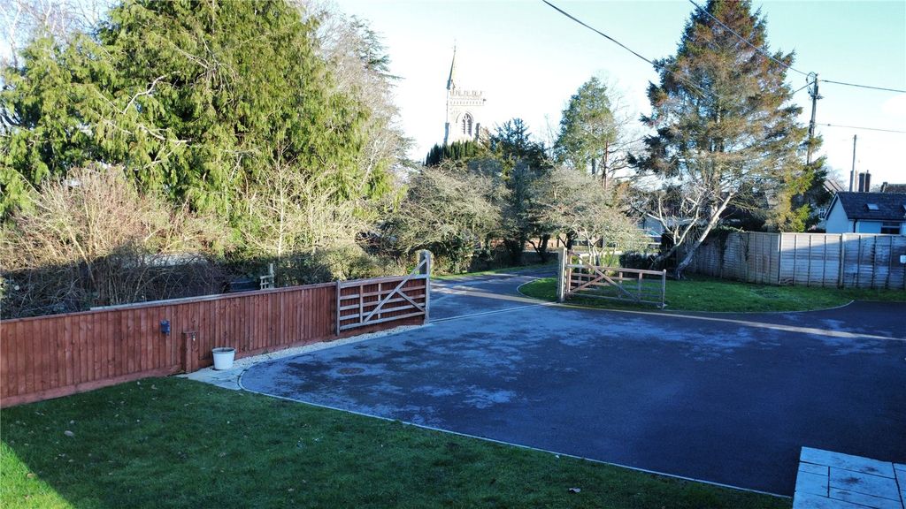 Additional image 12 of 3 bed bungalow for saleTresillian, Semley, Shaftesbury, Dorset SP7
