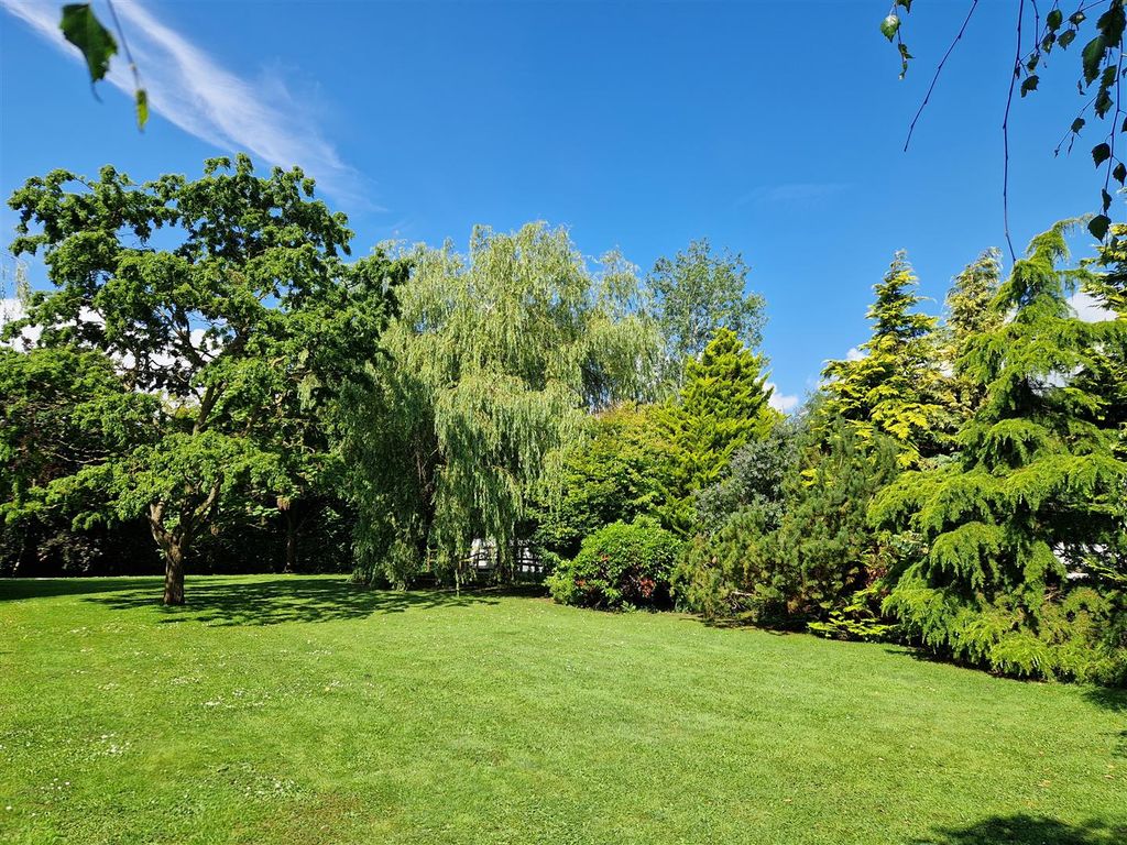 Additional image 4 of 3 bed detached bungalow for saleLower Seagry, Chippenham SN15