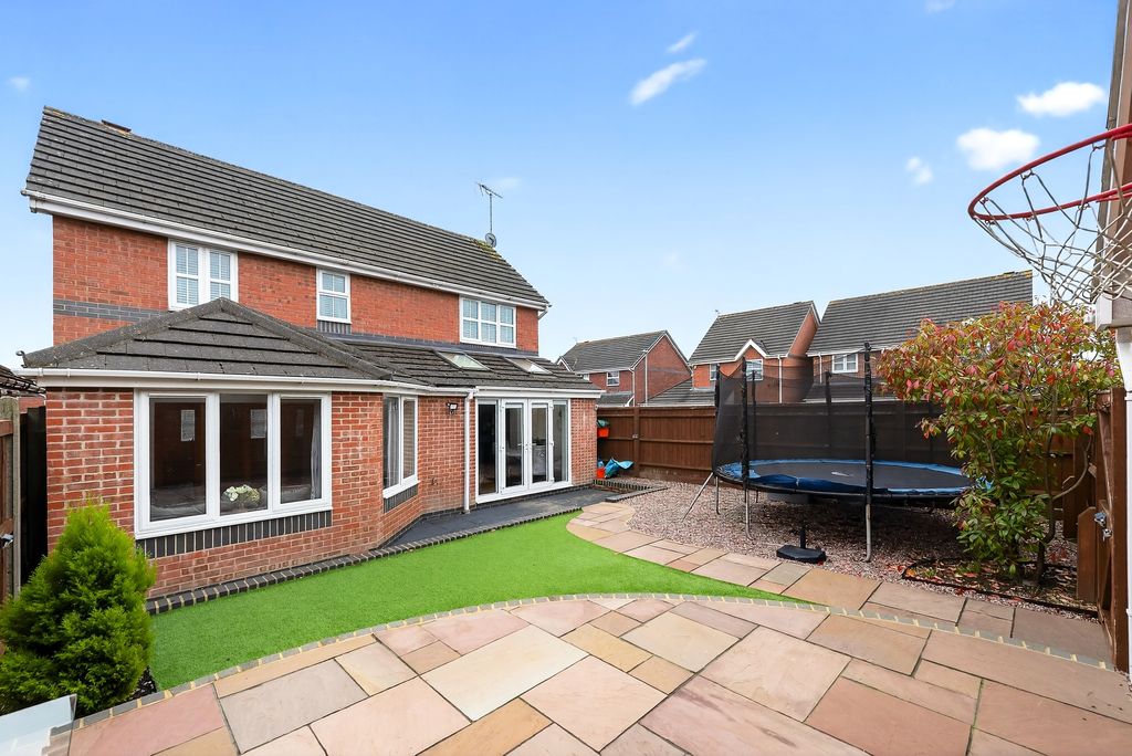 Additional image 2 of 4 bed detached house for saleFurze Close - Peatmoor, Swindon SN5