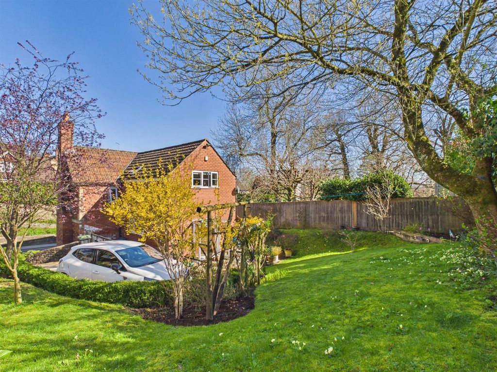 Additional image 11 of 3 bed detached house for saleLowden Hill, Chippenham SN15