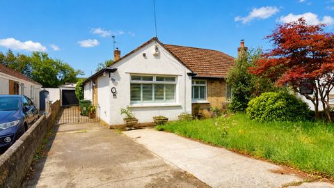 Heol Llanishen Fach, Rhiwbina, Cardiff CF14