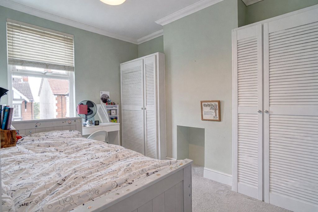Additional image 9 of 4 bed terraced house for saleClifton Street, Swindon, Wiltshire SN1