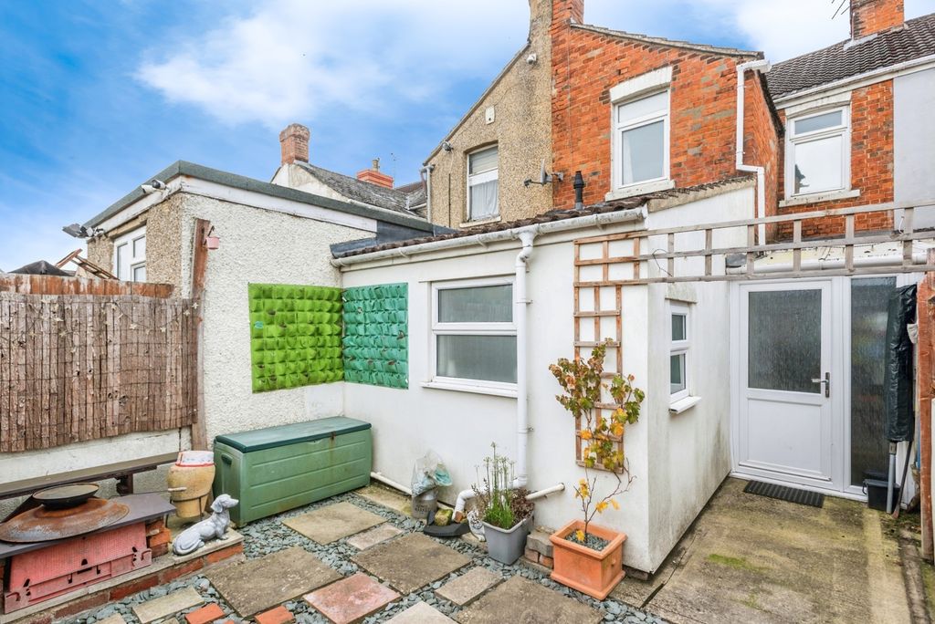 Additional image 14 of 3 bed terraced house for saleCricklade Road, Swindon, Wiltshire SN2