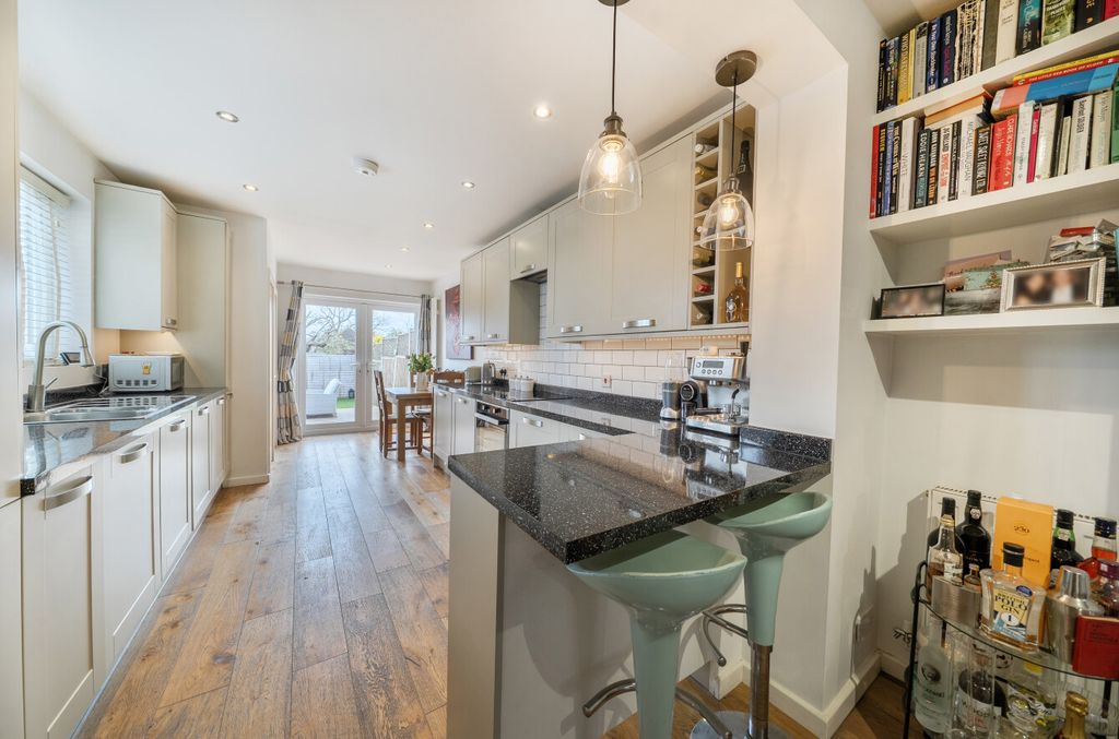 Additional image 4 of 2 bed end terrace house for saleRose Hill, Binfield, Bracknell RG42