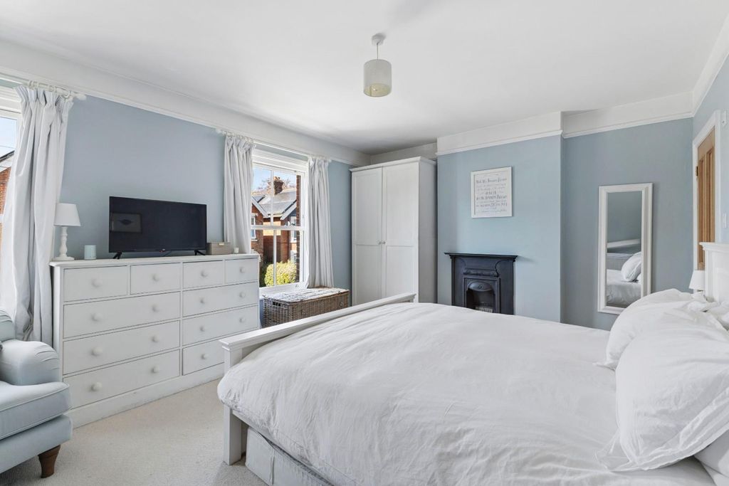 Additional image 11 of 3 bed semi-detached house for saleHulse Road, Salisbury SP1