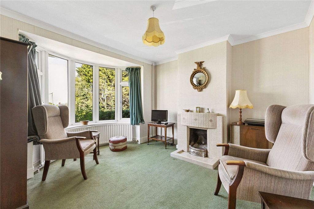 Additional image 3 of 4 bed semi-detached house for saleHinton Parva, Swindon, Wiltshire SN4