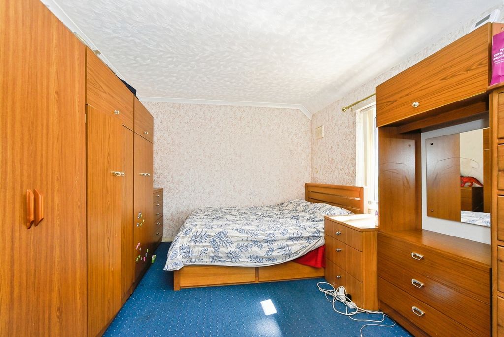 Additional image 9 of 2 bed end terrace house for saleDurnford Road, Swindon, Wiltshire SN2