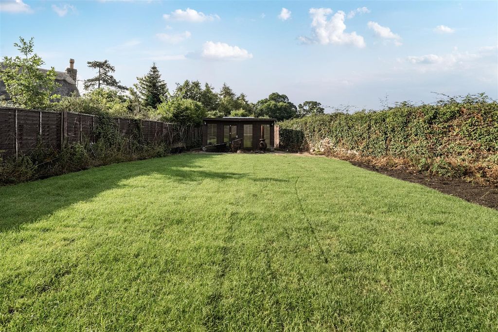 Additional image 9 of 5 bed detached house for saleSandy Lane, Chippenham SN15