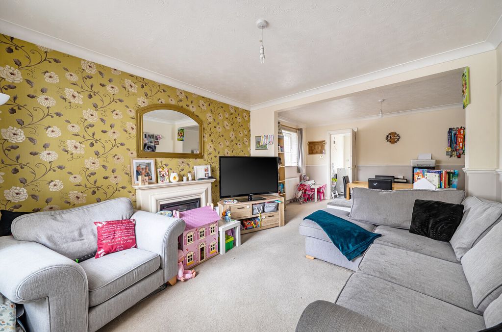 Additional image 4 of 2 bed end terrace house for saleFrancomes, Haydon Wick, Swindon SN25