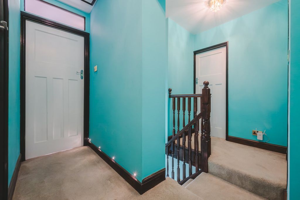 Additional image 23 of 4 bed detached house for saleOxford Road, Swindon SN3