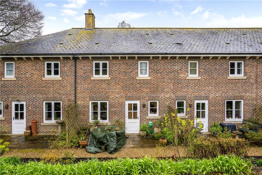 Additional image 18 of 2 bed terraced house for saleWye House Gardens, Barn Street, Marlborough, Wiltshire SN8