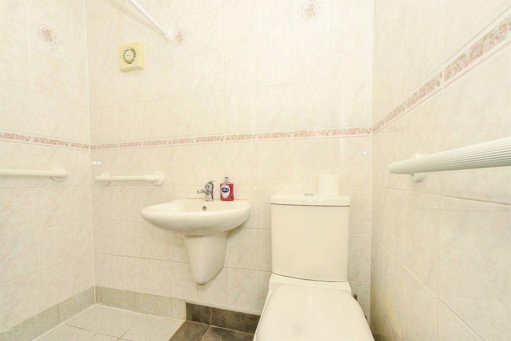 Additional image 12 of 3 bed detached bungalow for saleLong Ridings, Chippenham SN15