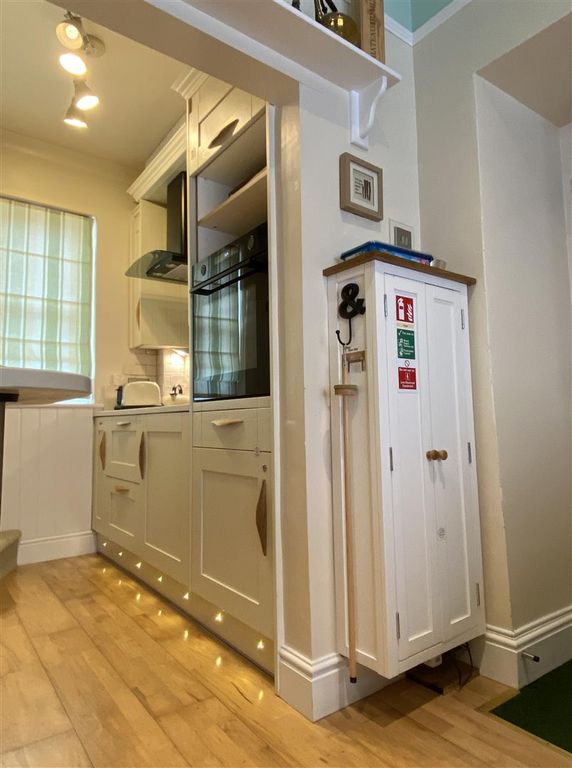 Additional image 5 of 1 bed terraced house for saleBridewell Street, Devizes SN10