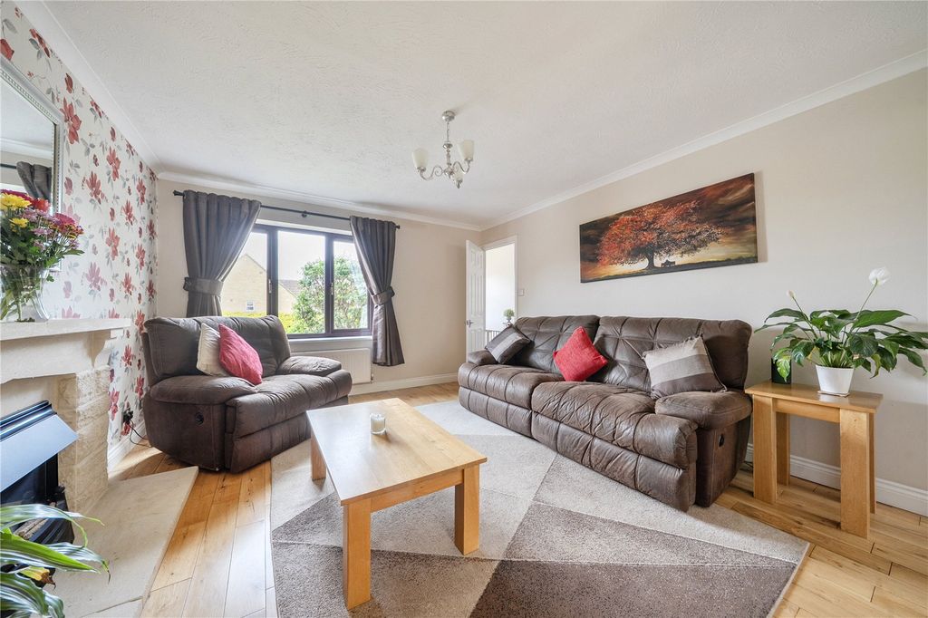 Additional image 2 of 4 bed detached house for saleGreenaway, Wanborough SN4