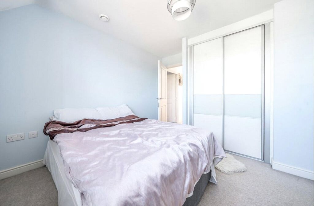 Additional image 9 of 2 bed flat for saleFlycatcher Keep, Bracknell, Berkshire RG12