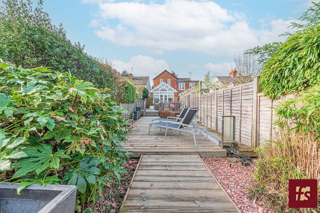 Additional image 28 of 2 bed semi-detached house for saleHope Cottages, Bracknell Road, Warfield, Berkshire RG42