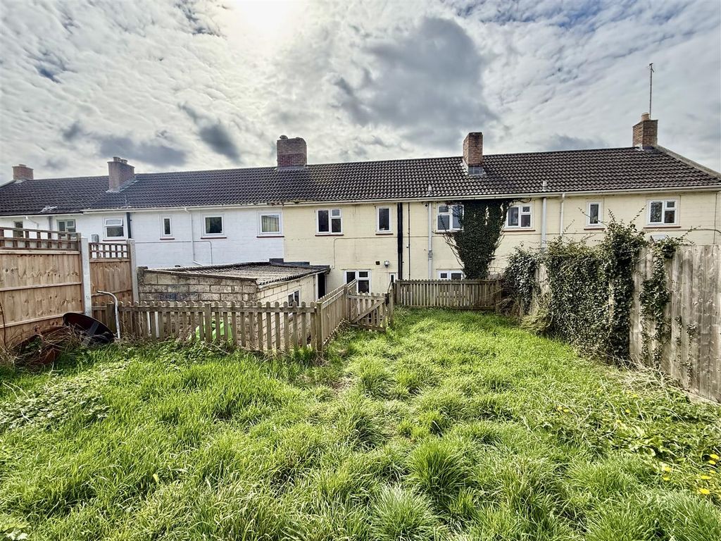3 bed semi-detached house for saleThe Grove, Codford, Warminster BA12 photo 3