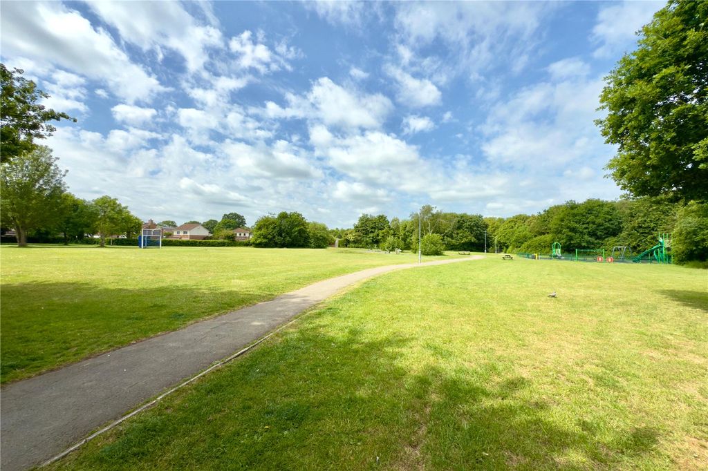 Additional image 24 of 4 bed detached house for saleEddington Road, Bracknell, Berkshire RG12