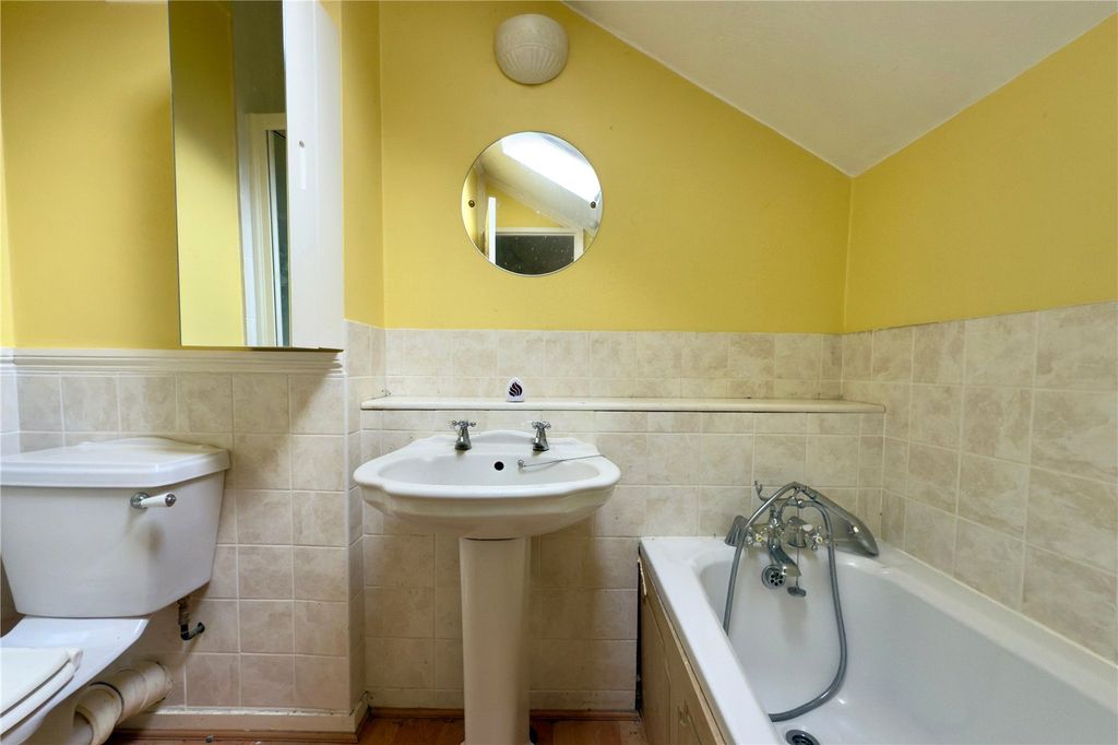 Additional image 4 of 2 bed end terrace house for saleBracknell, Berkshire RG12