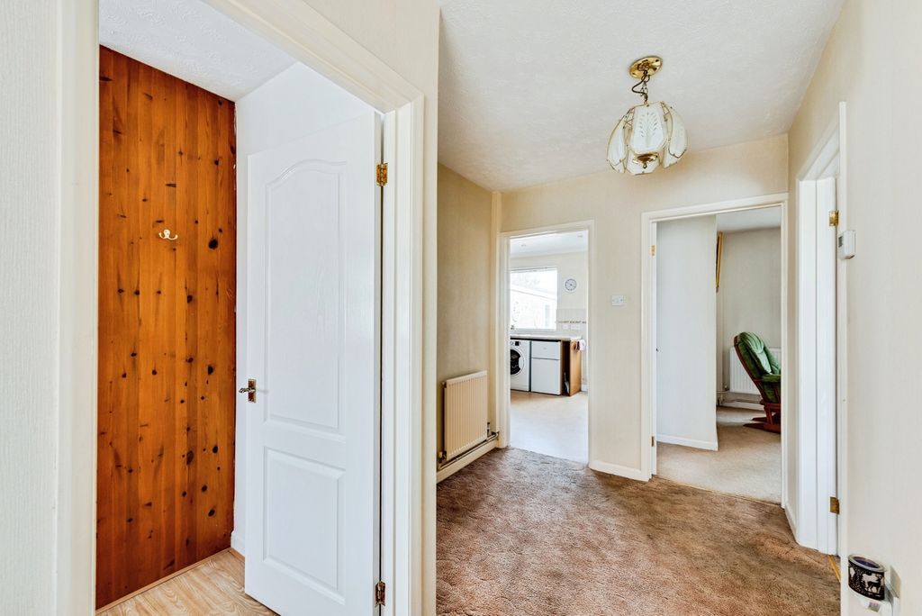 Additional image 11 of 2 bed bungalow for saleCanney Close, Chiseldon, Swindon, Wiltshire SN4