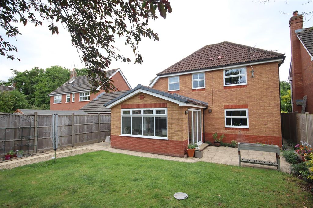Additional image 20 of 4 bed detached house for saleAintree Drive, Chippenham SN14