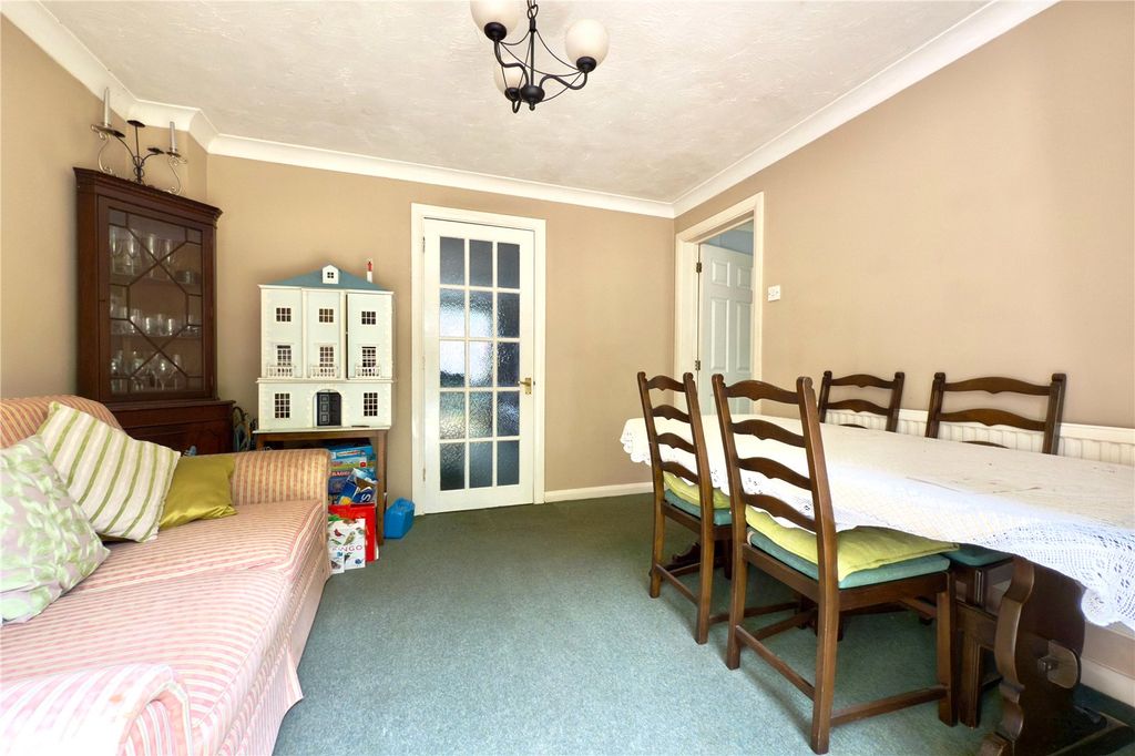 Additional image 6 of 4 bed detached house for saleEddington Road, Bracknell, Berkshire RG12