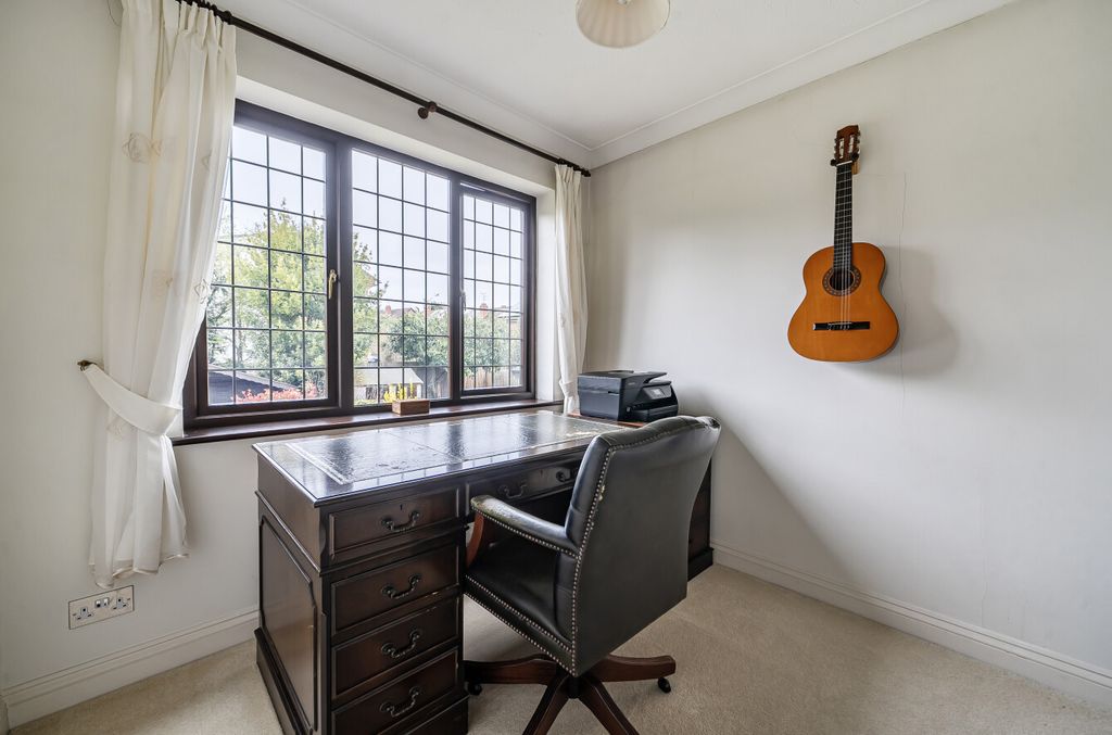 Additional image 16 of 4 bed detached house for saleRose Hill, Binfield, Bracknell RG42