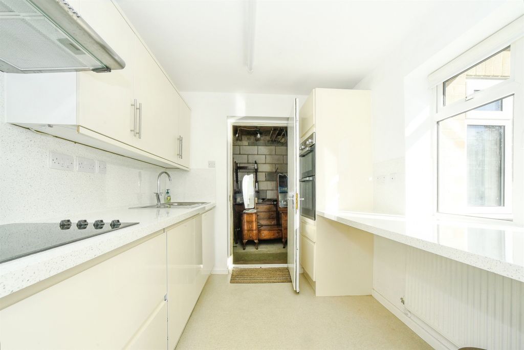 Additional image 3 of 2 bed semi-detached bungalow for saleUpham Road, Swindon SN3