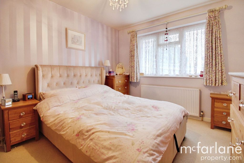 Additional image 11 of 2 bed detached bungalow for saleOkus Road, Swindon SN1