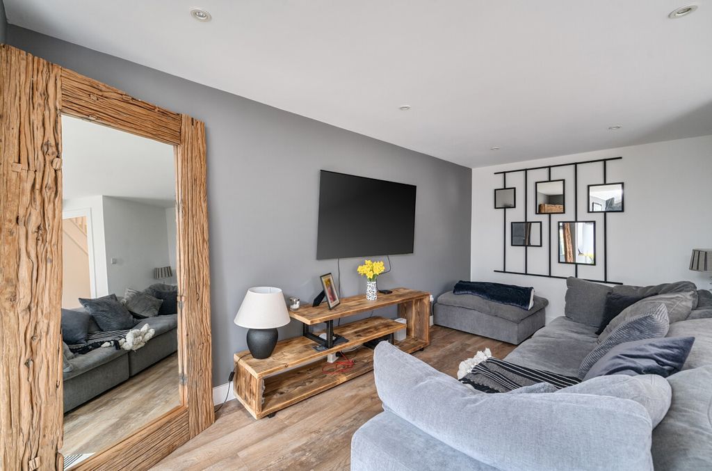 Additional image 14 of 4 bed detached house for saleCressida Chase, Warfield, Bracknell, Berkshire RG42