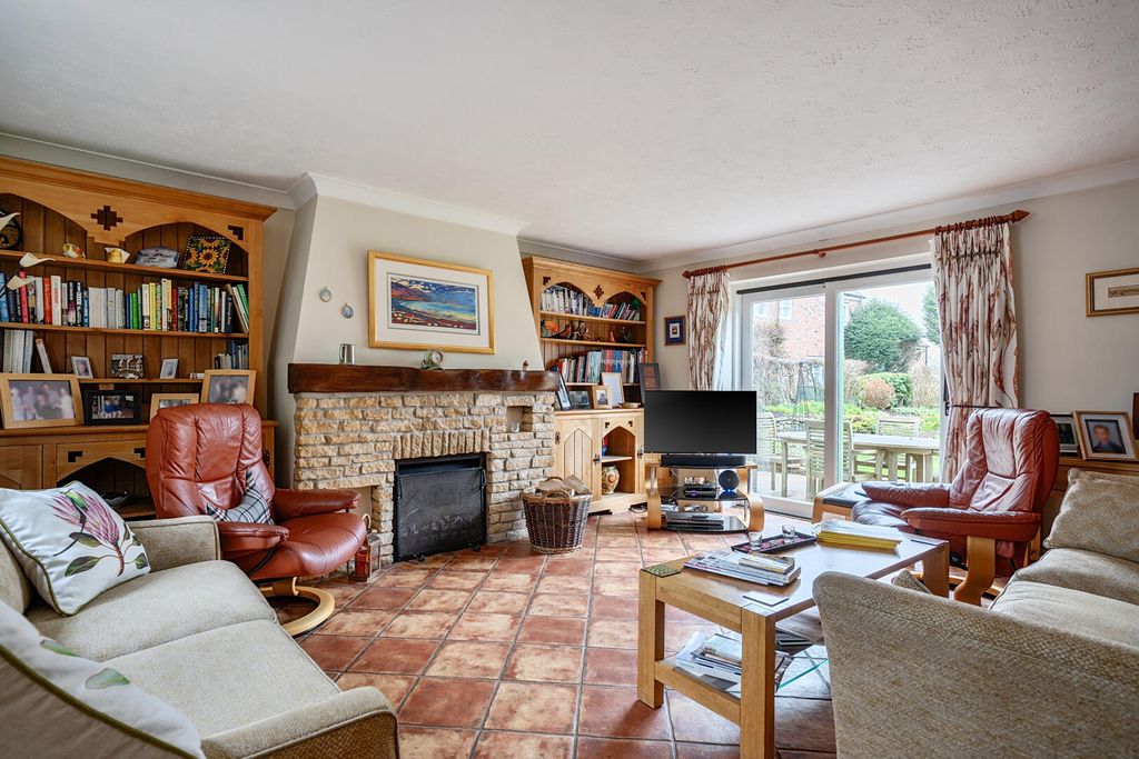 4 bed detached house for saleCoach Barton, Steeple Ashton, Trowbridge BA14 photo 4