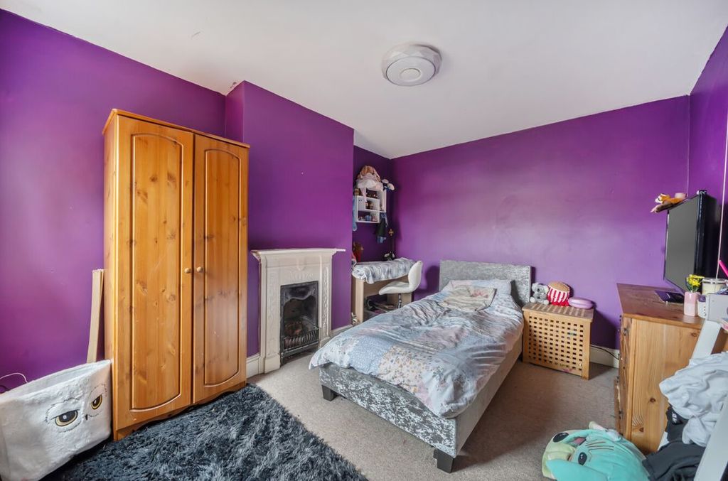Additional image 13 of 2 bed terraced house for saleHighworth Road, Swindon, Swindon SN3