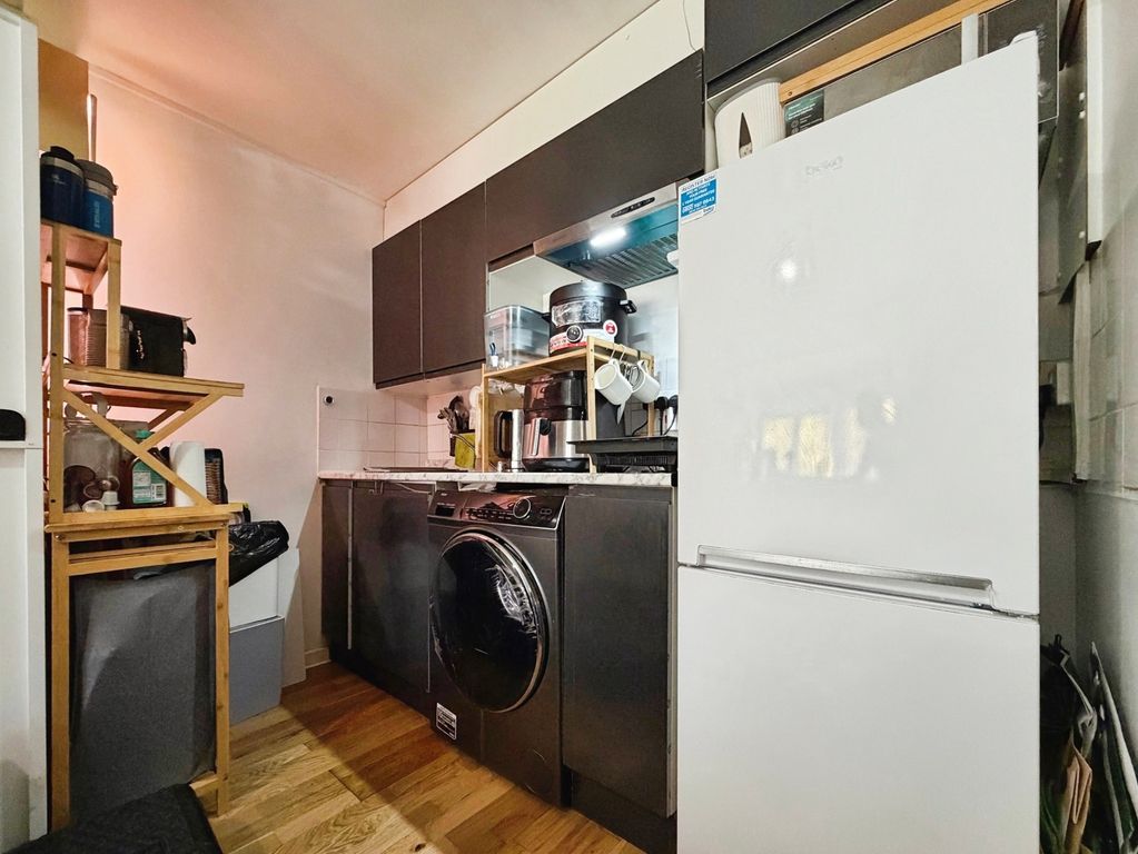 Additional image 2 of Studio for saleMount Lane, Bracknell, Berkshire RG12