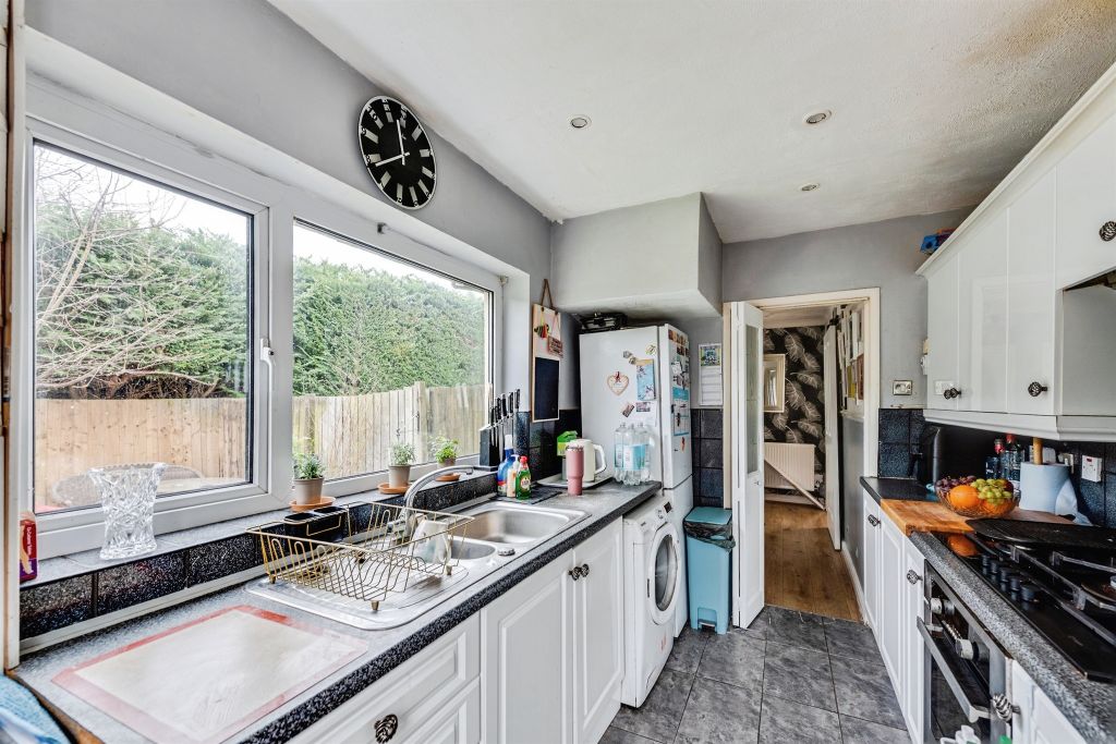 Additional image 4 of 3 bed end terrace house for saleThames Avenue, Swindon SN25
