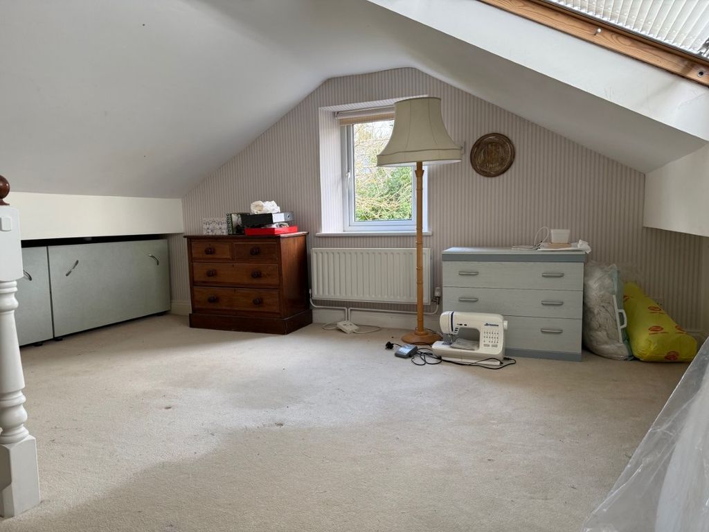 Additional image 16 of 4 bed bungalow for salePitton, Salisbury SP5