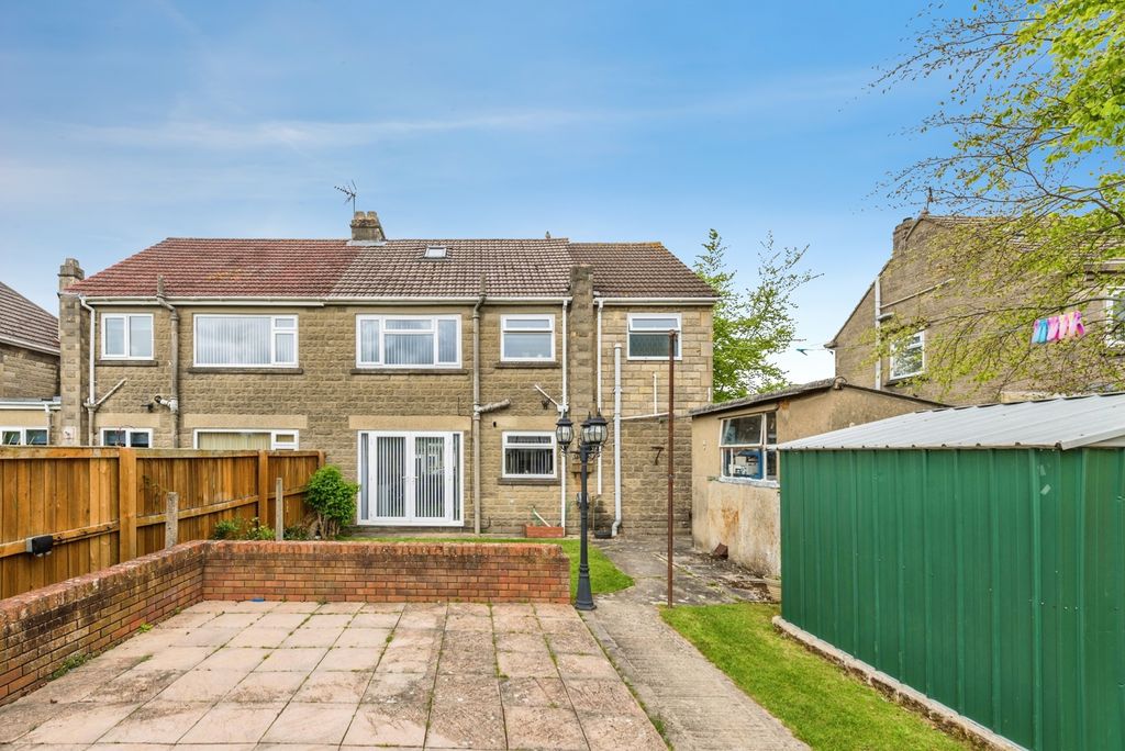 Additional image 20 of 4 bed semi-detached house for saleCollett Avenue, Swindon, Wiltshire SN2