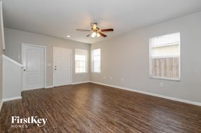 Additional image 5 of 709 Periwinkle Pointe Pl, Seffner, FL, 33584