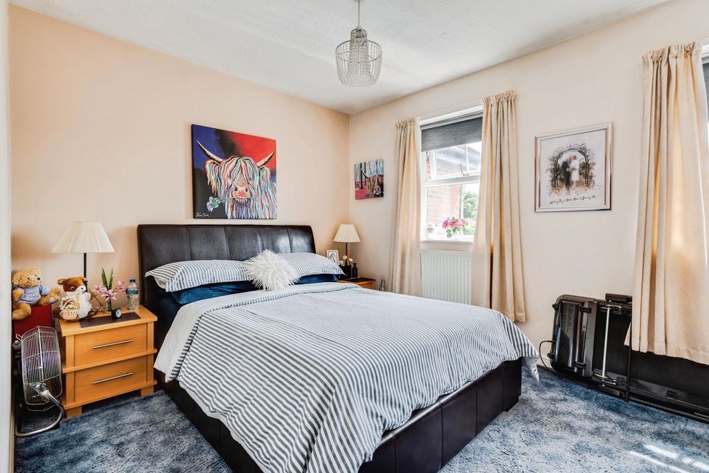 Additional image 5 of 2 bed terraced house for salePasture Close, Swindon, Wiltshire SN2
