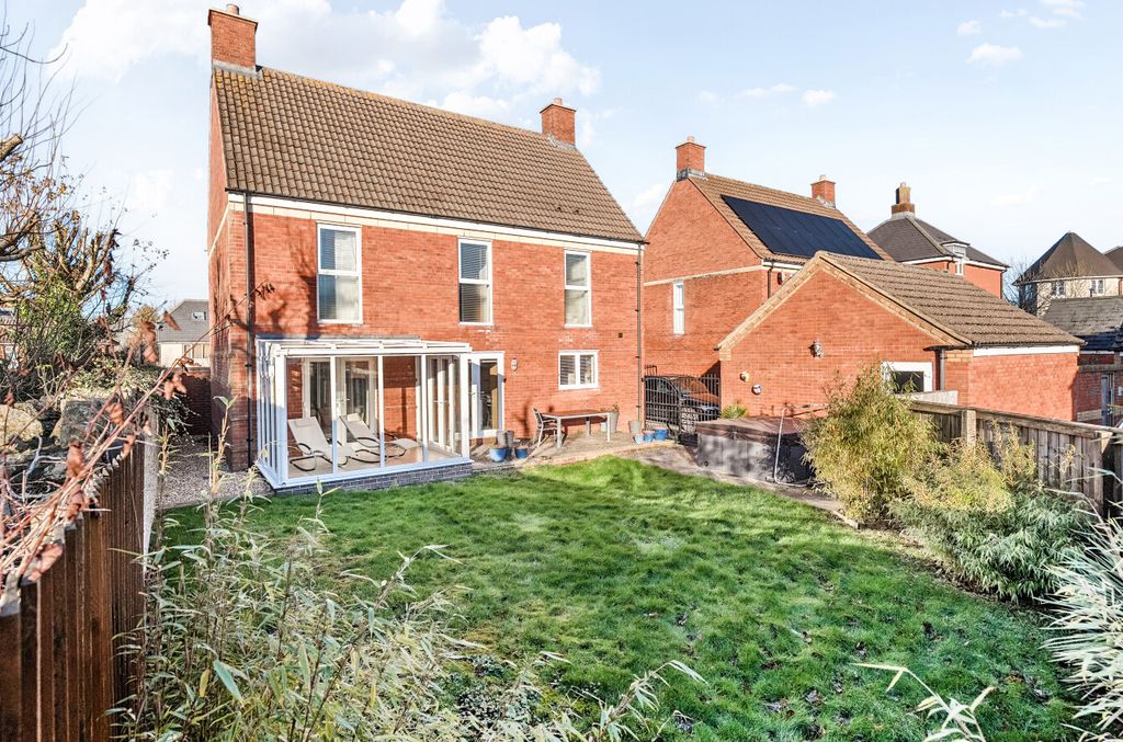 Additional image 9 of 4 bed detached house for saleOkus Road, Old Town, Swindon SN1