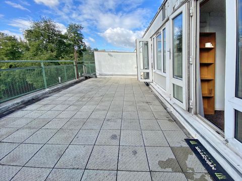 Room 4, Grafton Road, Kentish Town, London NW5, Room to rent