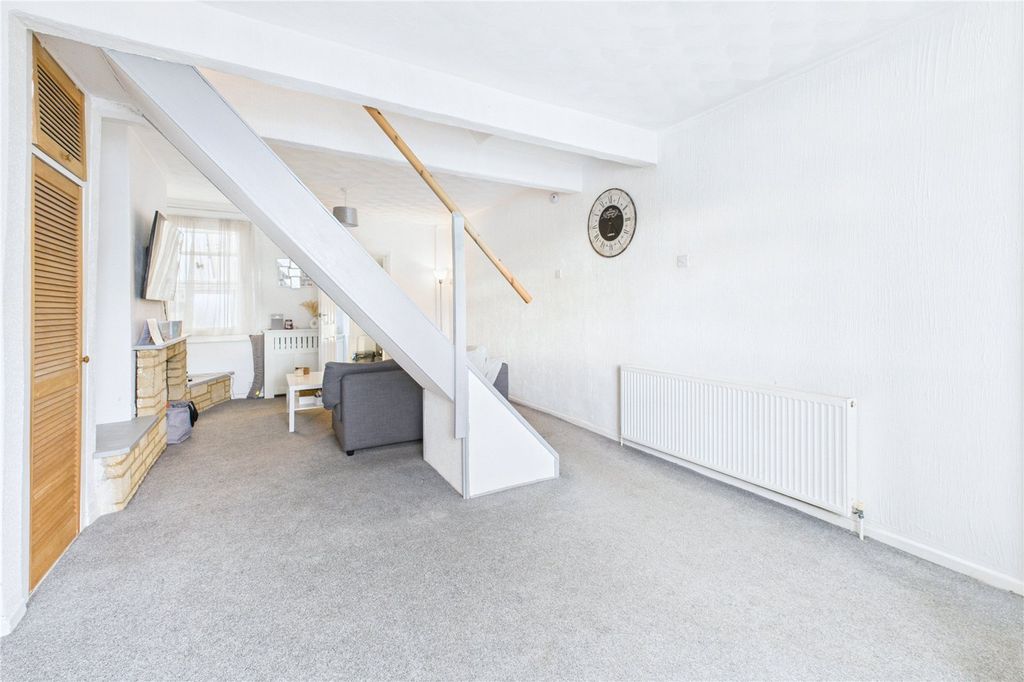 Additional image 5 of 2 bed terraced house for saleEdinburgh Street, Gorse Hill, Swindon SN2