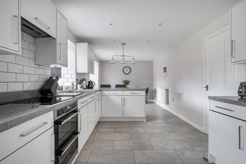 Additional image 5 of 5 bed detached house for saleMascroft Road, Trowbridge BA14