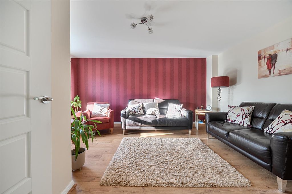 Additional image 8 of 3 bed end terrace house for saleWalnut Drive, Chippenham SN15