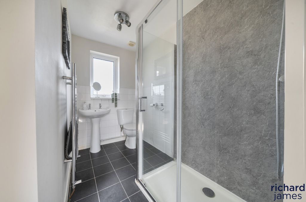 Additional image 17 of 5 bed detached house for saleStoneover Lane, Royal Wootton Bassett SN4